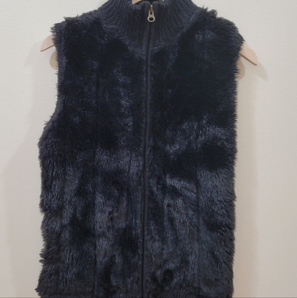 Roots fur vest - Picture 2 of 7